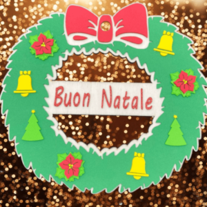 Ghirlande Natale intagliate nel legno e decorate con morbido materiale adatte per decorare