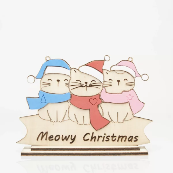 Meowy Christmas è una simpatica decorazione in legno con dei festosi gattini, personalizzabile